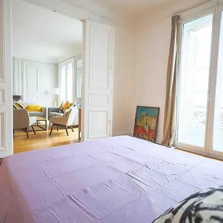 Apartmán Avenue Des Champs-elysees, D'exception *